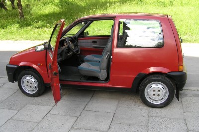 lewy bok - otwarte drzwi.JPG