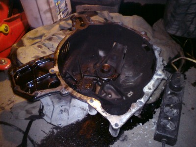 wnętrze komory sprzęgła