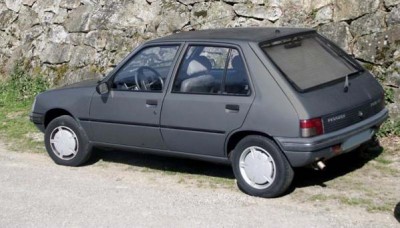 Peugeot205GR.jpg