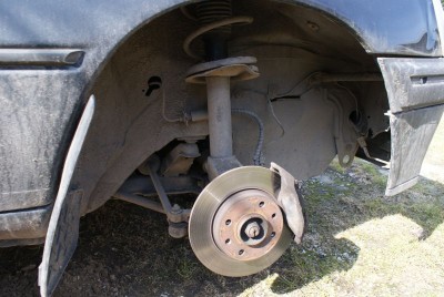 Bartek przed sprzedażą założył nowe klocki oraz tarcze :)