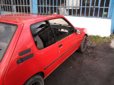 u mechanika, już na kołach. Dokręcenie półosi.