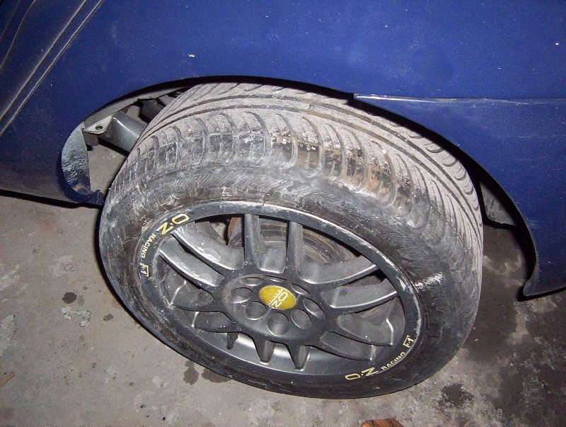 no i kółeczka na których docelowo ma sie poruszać Clio