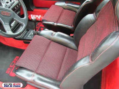 !semi cuir quartet rouge.jpg (115.83 KiB) Przejrzano 28483 razy Semi Cuir Quartet Rouge