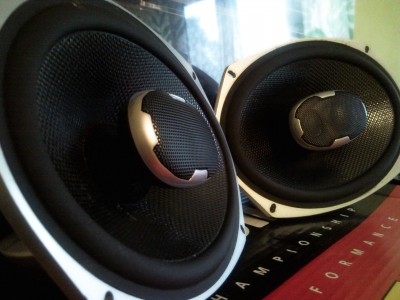 Polk Audio MMC690.jpg