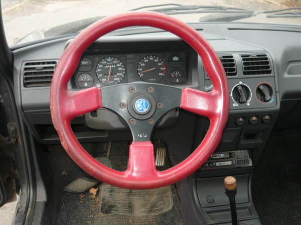 15.JPG (2.34 MiB) Przejrzano 10569 razy Feralna kierownica.. pod znaczkiem peugeot 20 cm dziura i śruba..