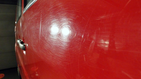 Mniej rys za to glebsze. Bedziemy &quot;ciac&quot;