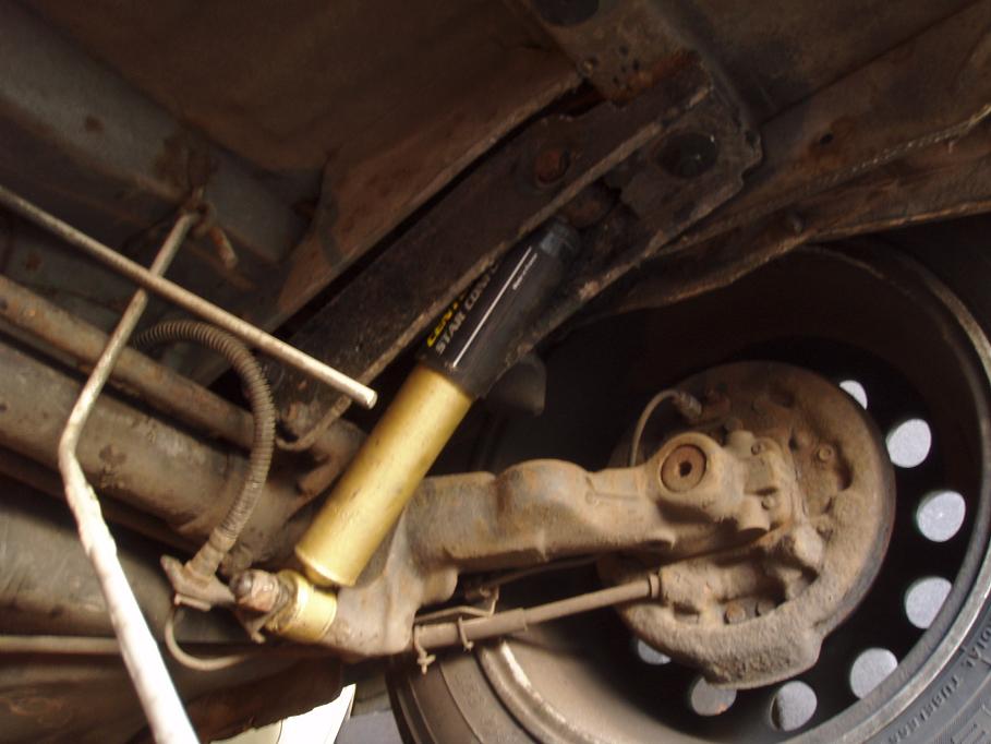 po pół roku (chyba ponad) amorki od zlotycbr (dzięki :D) zamontowane (centurion star confort made in france :P)