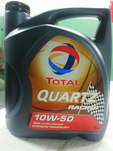 Total Quartz 10W50.jpg