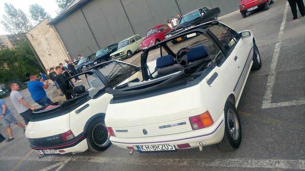 20180607_203704.jpg (1.42 MiB) Przejrzano 10913 razy Krakowskie Klasyki Nocą - Hangar Czyżyny. Obok CJ Józka, który nie ma tematu na forum, a szkoda...